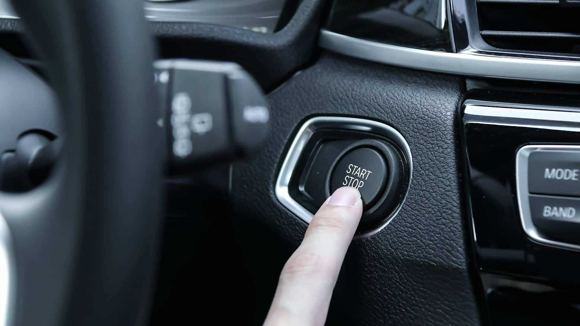 Starten Sie das Fahrzeug