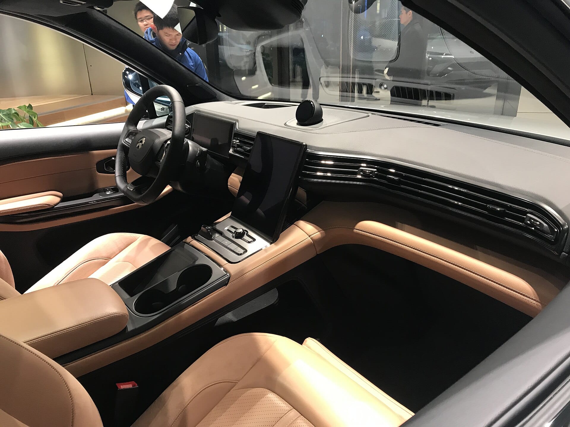 NIO ES6 interior display and dashboard for software diagnosis